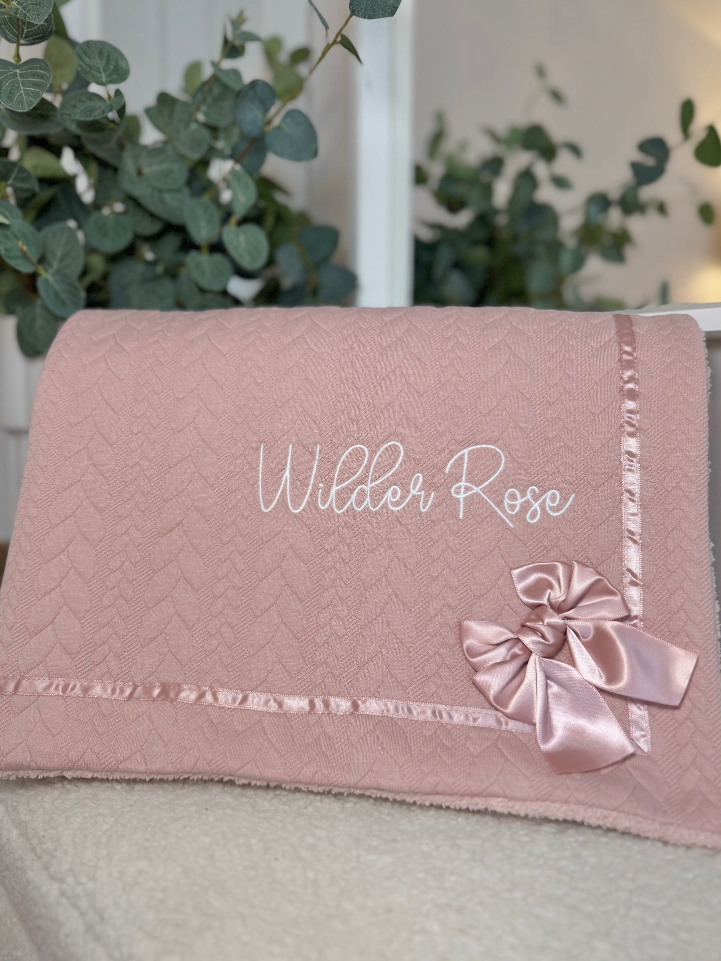 Sherpa Lined Chevron Knit Baby Blanket - Dusky Pink (Pink lined)