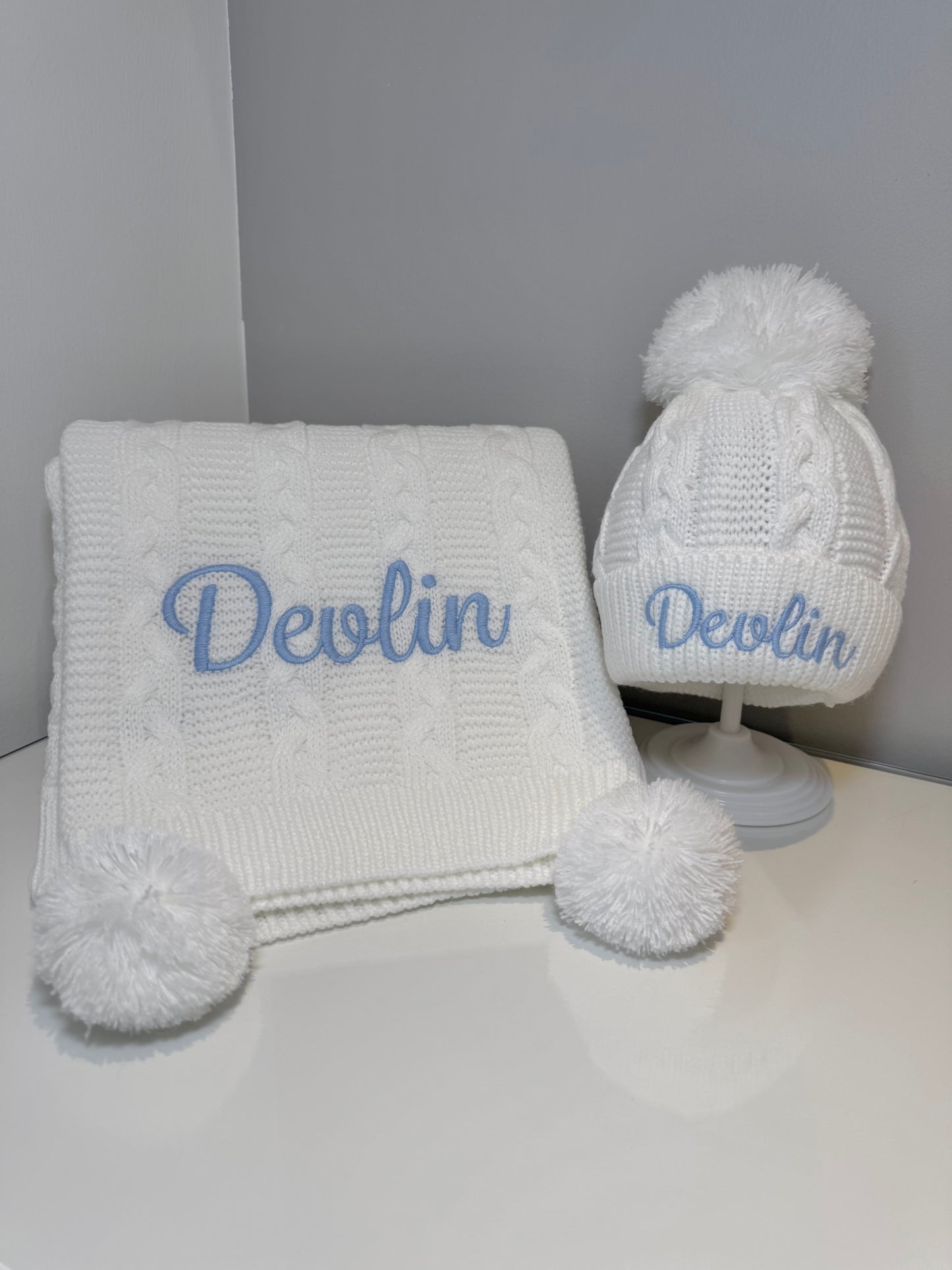 Luxury Baby Blanket & Hat Set - White